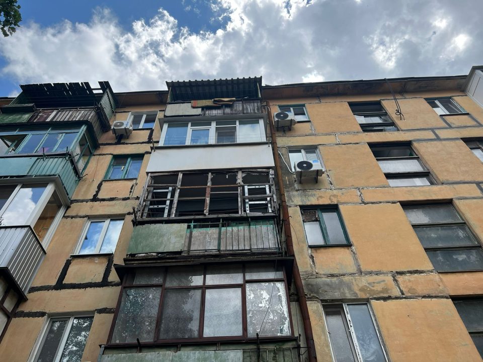 Майно пошкодили окупанти: на гарячу лінію поліції звернулося 100 мешканців Кривого Рогу