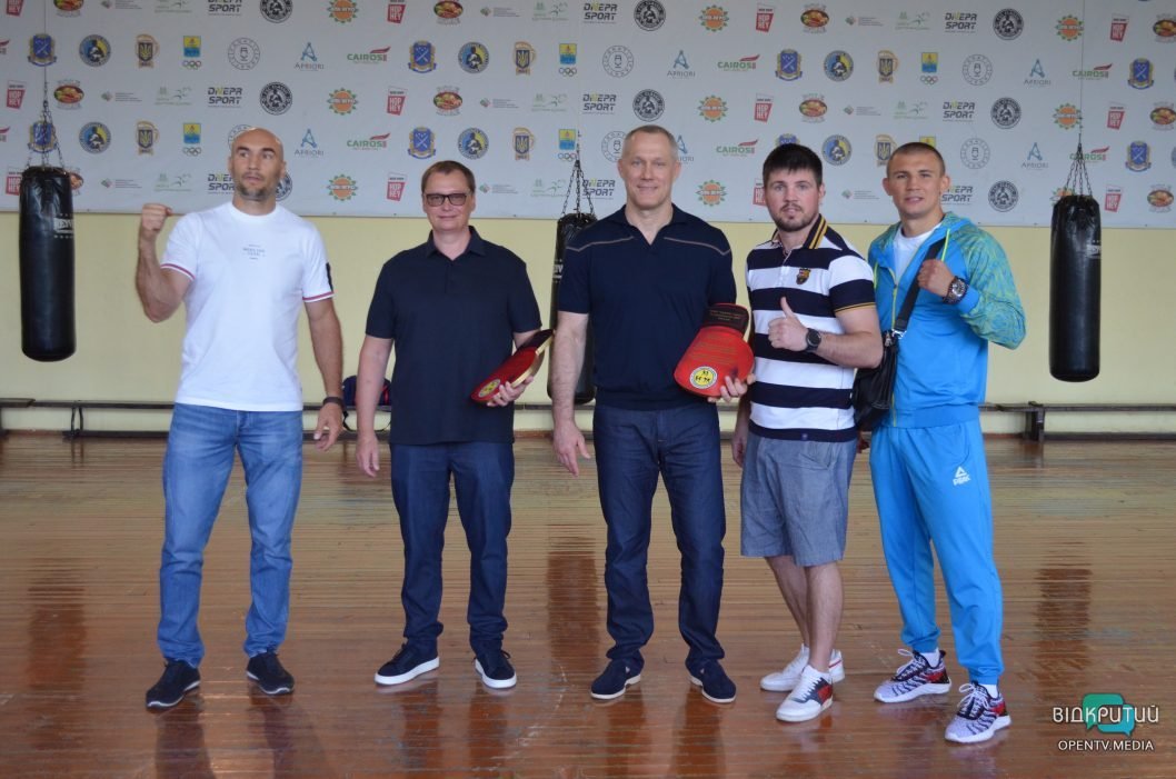 У Дніпрі оновили дитячо-юнацьку школу олімпійського резерву з боксу та єдиноборств