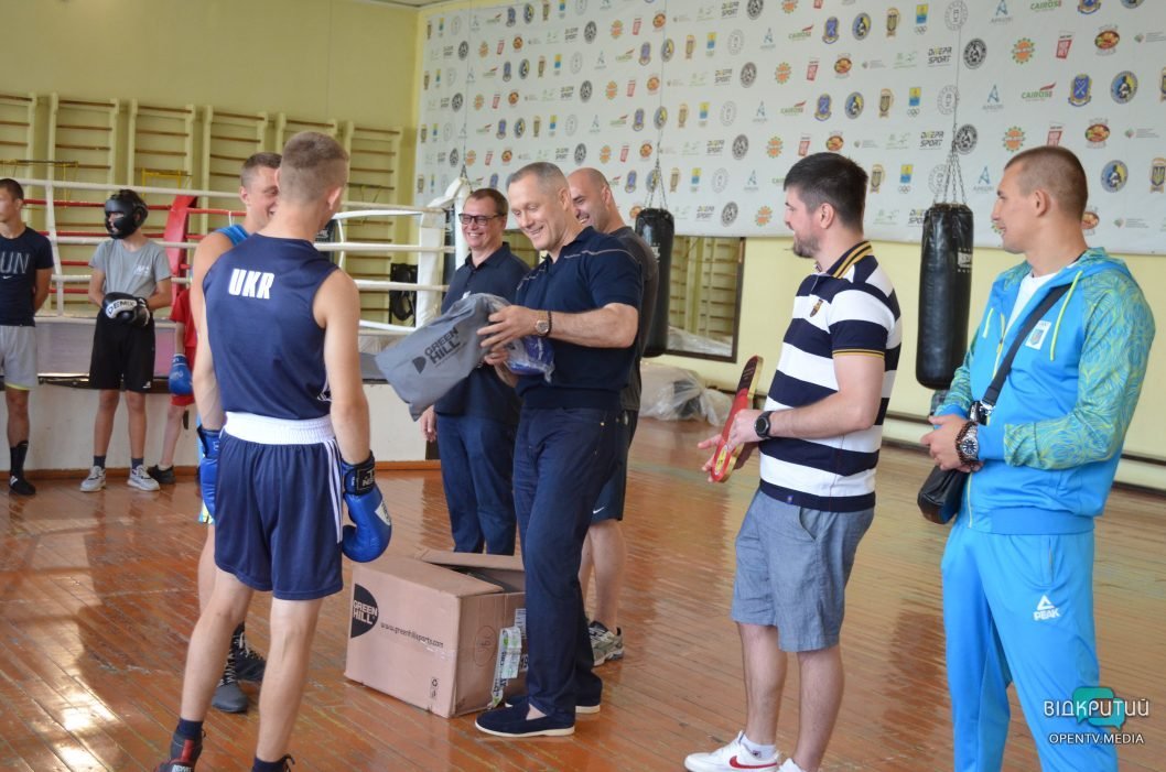 У Дніпрі оновили дитячо-юнацьку школу олімпійського резерву з боксу та єдиноборств