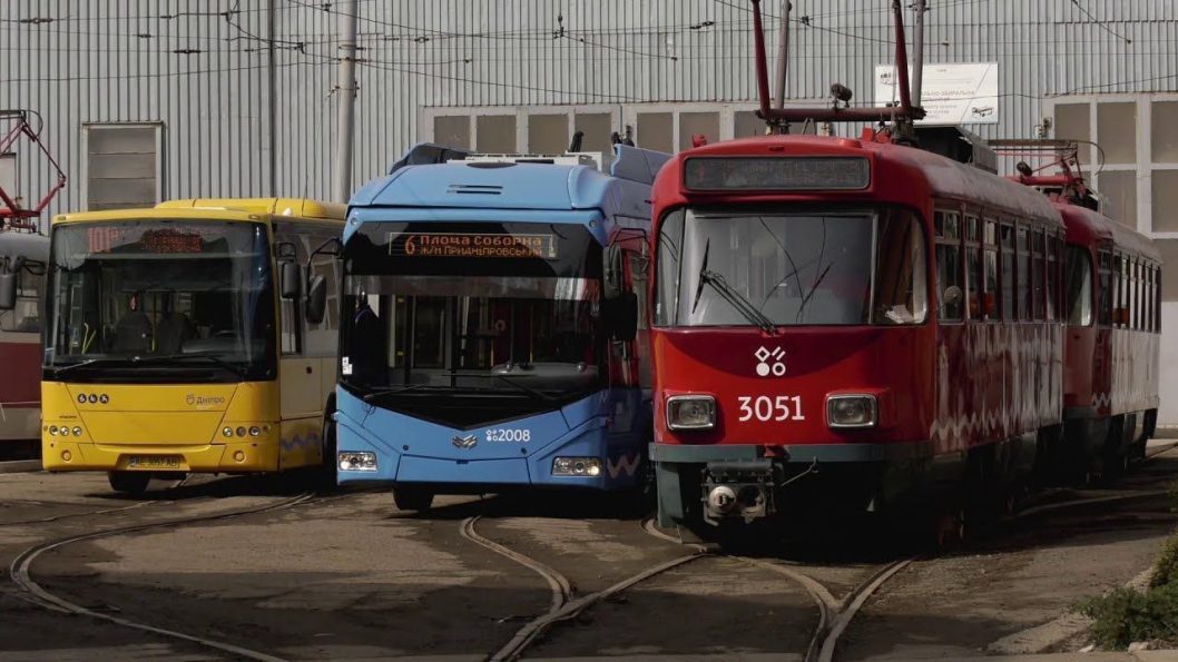 У Дніпрі 9 серпня чотири трамвайні маршрути курсуватимуть за зміненою схемою руху