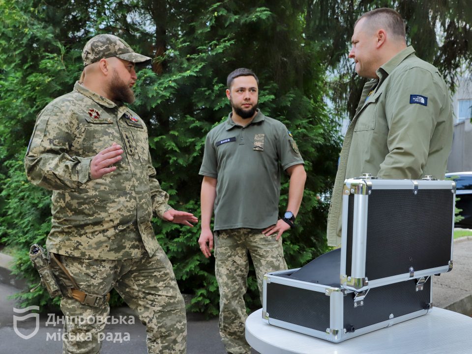 Украинские воины показали, как работает антидроновая система от Днепра - рис. 2