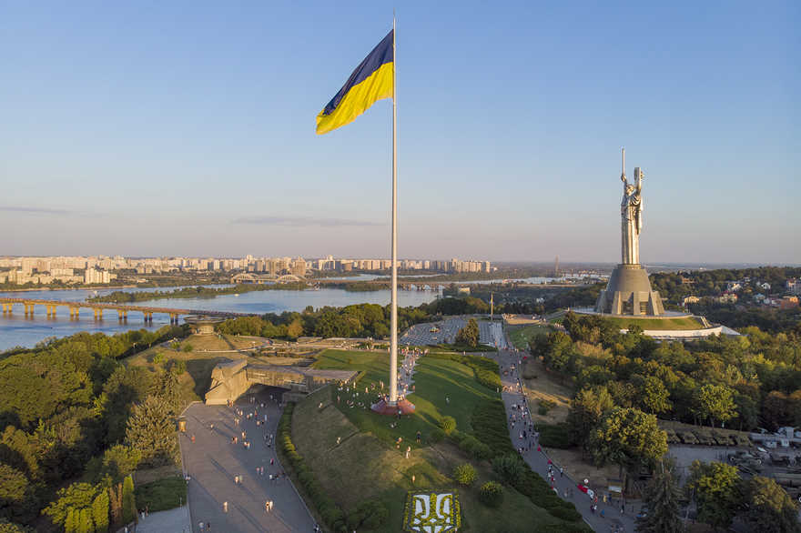День украинского флага 2023: история праздника, значение цветов и интересные факты - рис. 8