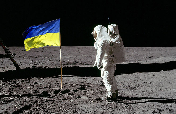 Цьогоріч український прапор планують встановити на Місяці
