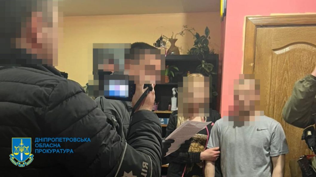 Щомісяця збагачувались на 2 млн грн: на Дніпропетровщині судитимуть групу накроторговців