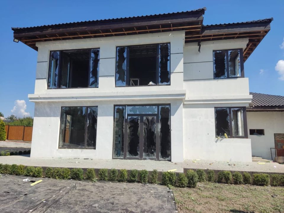 Российские оккупанты в течение дня трижды обстреляли Никополь - рис. 1