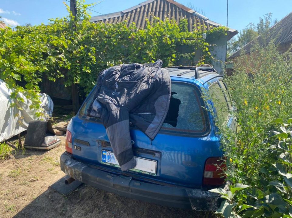 Пошкоджено півсотні будинків, є загиблий: наслідки обстрілу Межівської громади Дніпропетровщини