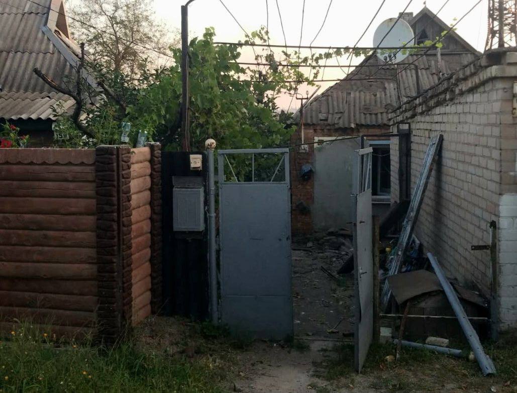 Оккупанты нанесли удары по Кривому Рогу и Синельниковскому району: есть пострадавшие и разрушения - рис. 3