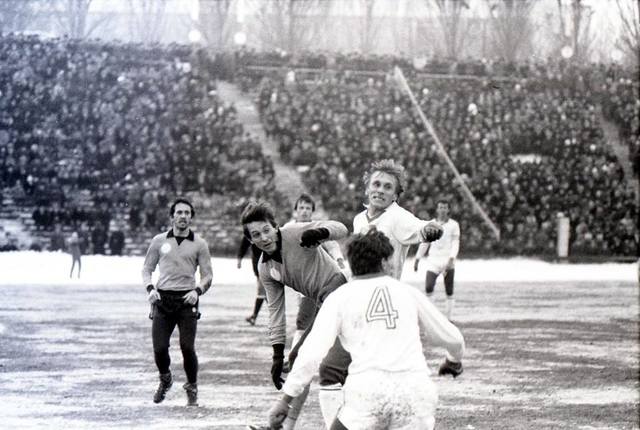 На 64-м году скончался знаменитый игрок футбольного клуба "Днепр" Сергей Башкиров