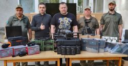 Дрони, тепловізори та рації: Дніпро доправив військовим чергову велику партію техніки 