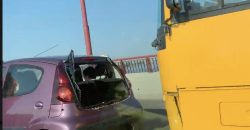 Рух транспорту ускладнено: у Дніпрі на Новому мосту сталася аварія