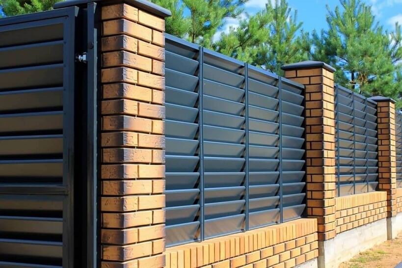 Злочин і кара: у Кривому Розі засудили чоловіка, який обманював паркан