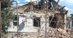 Оккупанты обстреляли громади Днепропетровщины: есть пострадавшие и разрушения - рис. 18