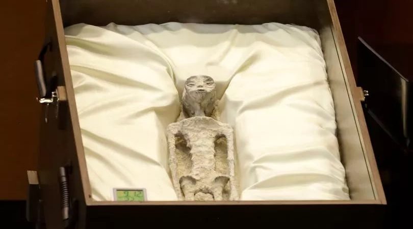 В Перу обнаружили 1000-летние мумии инопланетных существ - рис. 1