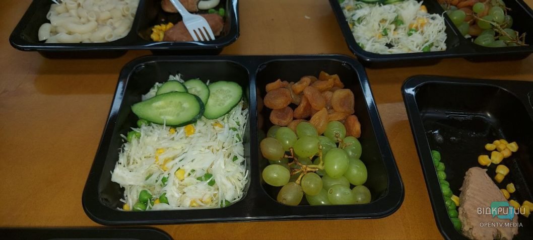 Скандал зі шкільним харчуванням: в навчальних закладах Дніпра презентували оновлене меню