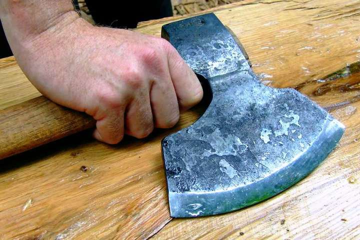 На Дніпропетровщині засудили солдата на 7,5 років за вбивство співслуживця