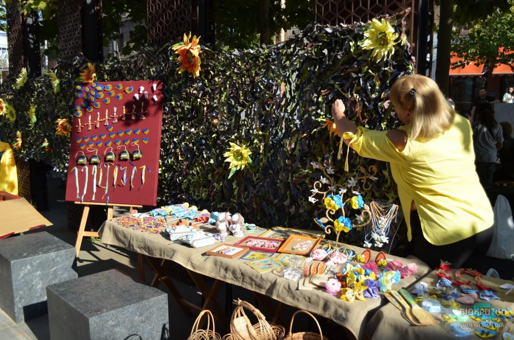 У середмісті Дніпра відзначили День захисників і захисниць України