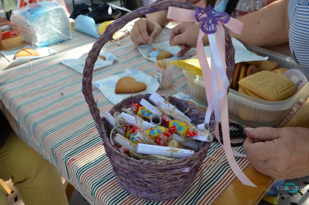 У середмісті Дніпра відзначили День захисників і захисниць України