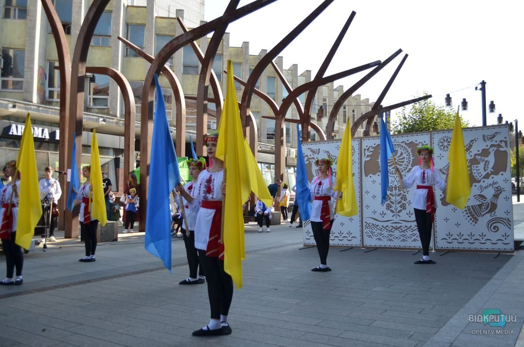 У середмісті Дніпра відзначили День захисників і захисниць України