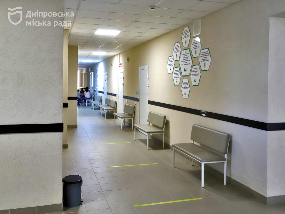 У Дніпрі, попри велику війну, продовжують модернізувати лікувальні заклади - рис. 2
