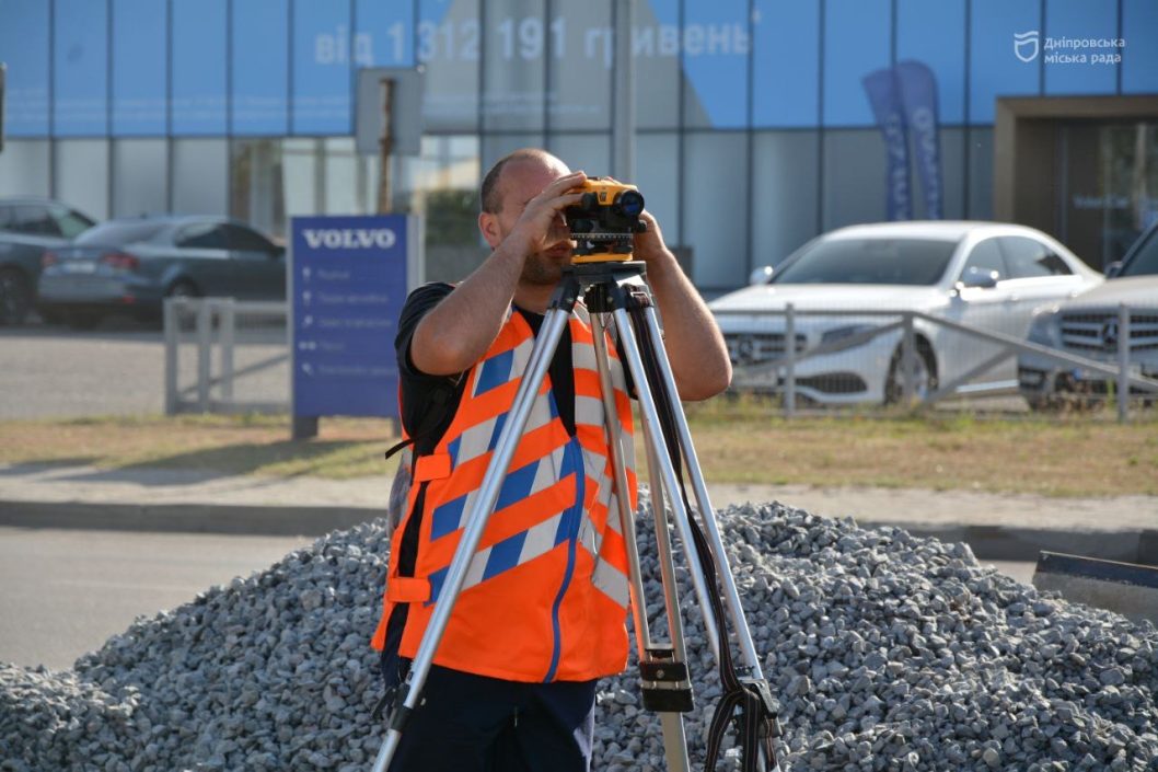 У Дніпрі завершили ремонт аварійного трамвайного переїзду на три дні раніше - рис. 4