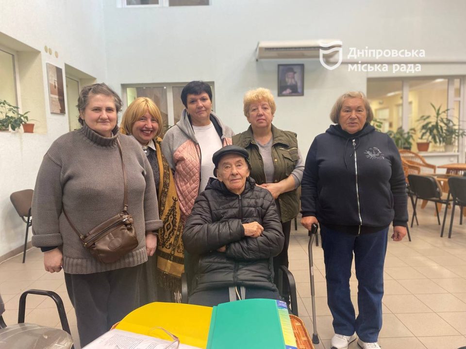 У Дніпрі чергова по місту перевірила пункт незламності та центр підтримки - рис. 9