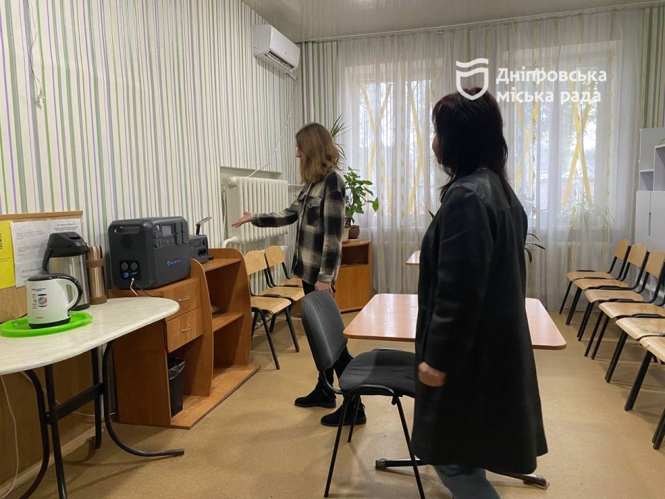 У Дніпрі чергова по місту перевірила пункт незламності та центр підтримки - рис. 6