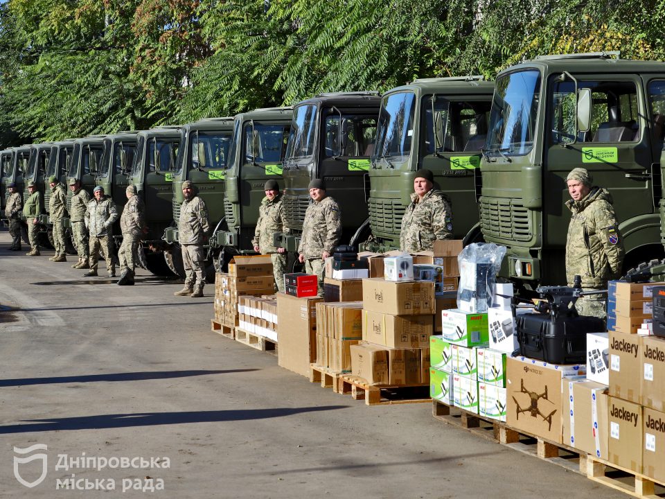 Військові отримали чергову партію техніки від Дніпра на майже 25 мільйонів гривень - рис. 1