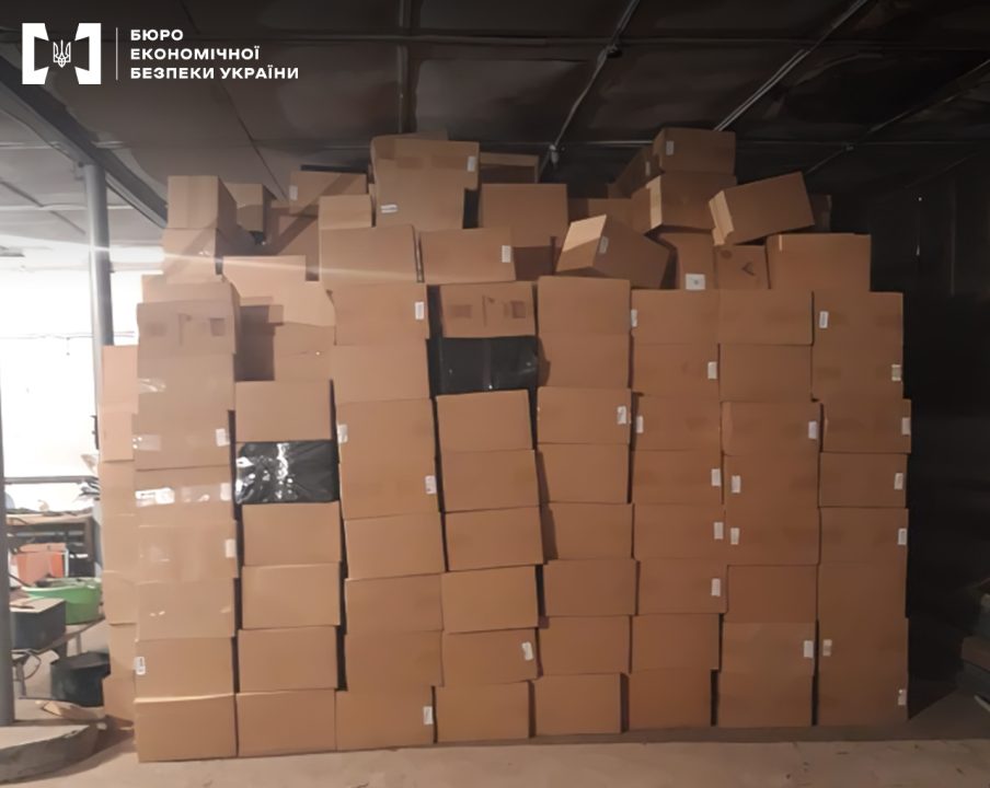 На Дніпропетровщині викрили схему продажу фальсифікованих цигарок