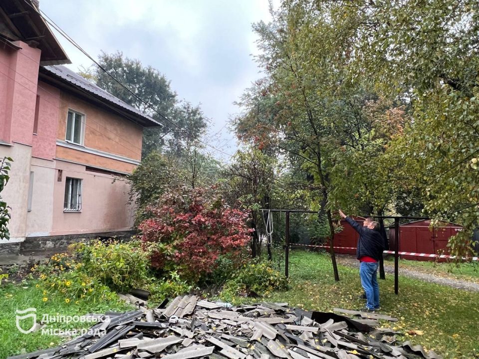 Ремонт покрівель та пунктів незламності у Дніпрі: 80% вже готово - рис. 2