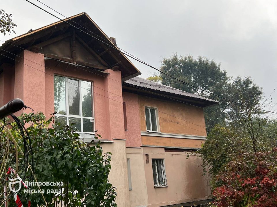 Ремонт покрівель та пунктів незламності у Дніпрі: 80% вже готово - рис. 1