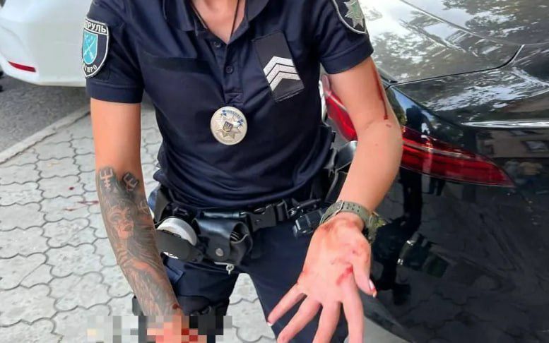 У патрульній поліції Дніпра прокоментували скандал із татуюванням сержанта Анастасії Жили