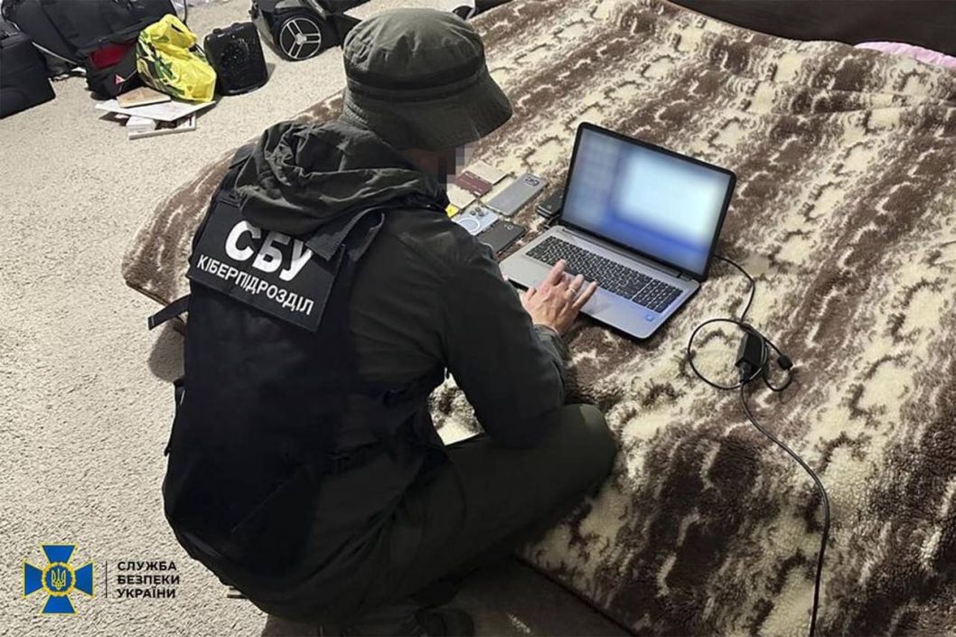 На Дніпропетровщині викрили переселенця, який ошукав майже сто клієнтів держбанку - рис. 1