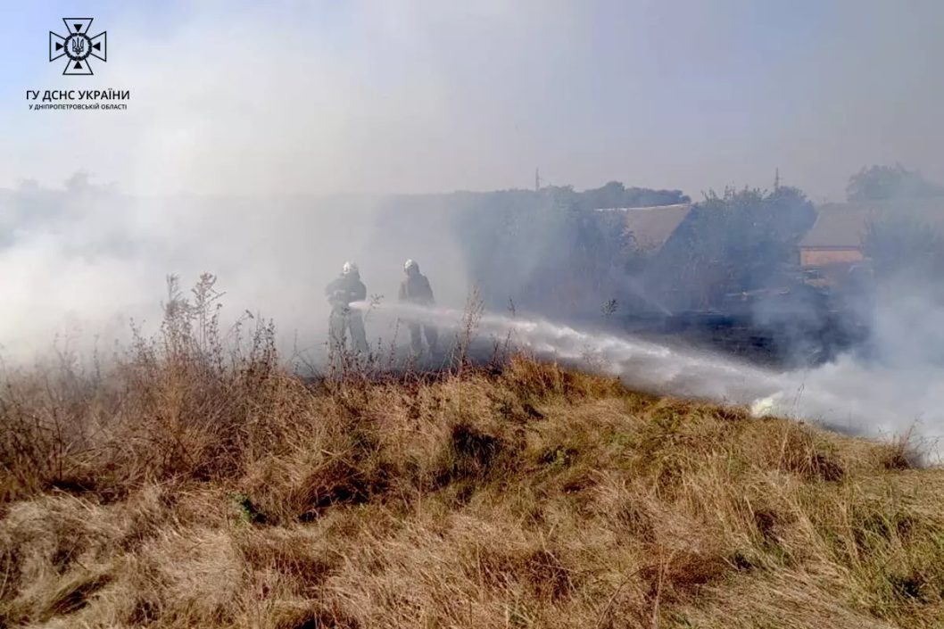Понад 60 займань за добу: на Дніпропетровщині оголосили пожежну небезпеку найвищого рівня - рис. 3