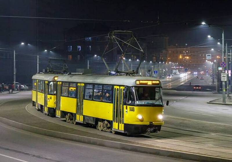 У Дніпрі негода паралізувала рух трамваїв №12