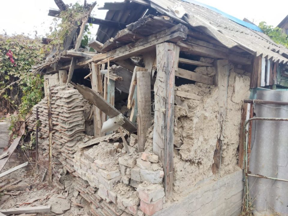 Обстрел Никопольщины: повреждены 16 домов, семеро пострадавших - рис. 1