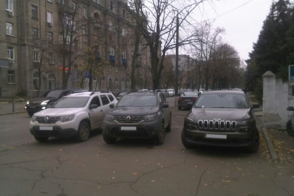 Более 3 тысяч штрафов выписали на прошлой неделе в Днепре нарушителям парковки - рис. 3