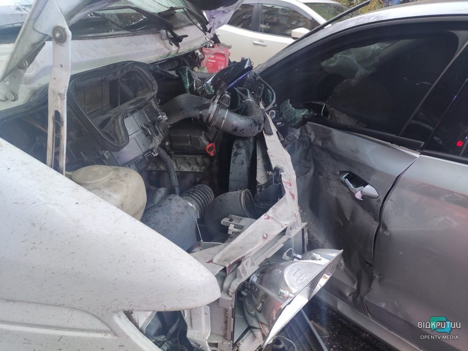В Днепре произошла авария с шестью транспортными средствами: есть пострадавшие - рис. 3