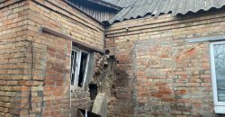 Пошкоджені будинки та господарчі споруди: окупанти атакували Дніпропетровщину безпілотниками - рис. 10