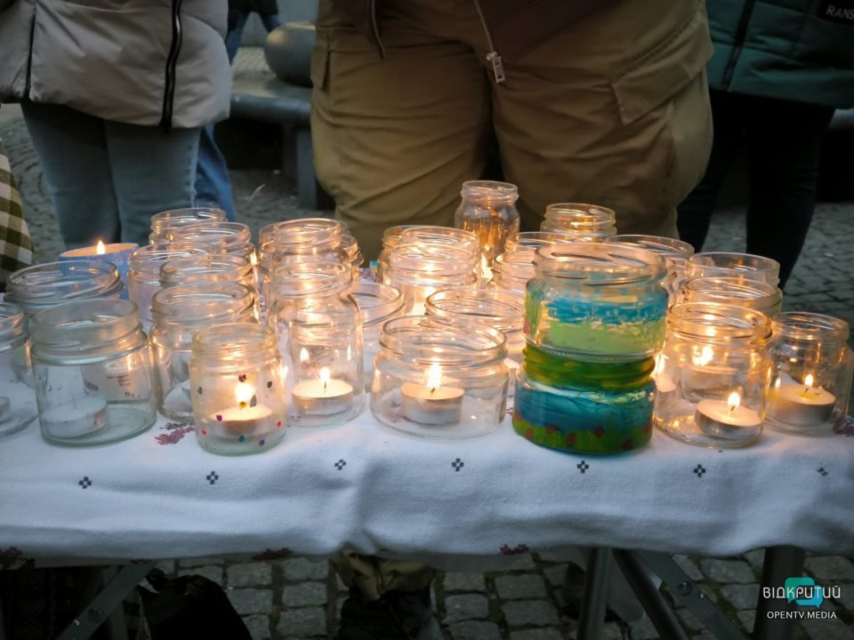 Жителям Днепра показали, что ели украинские крестьяне во времена Голодомора - рис. 18