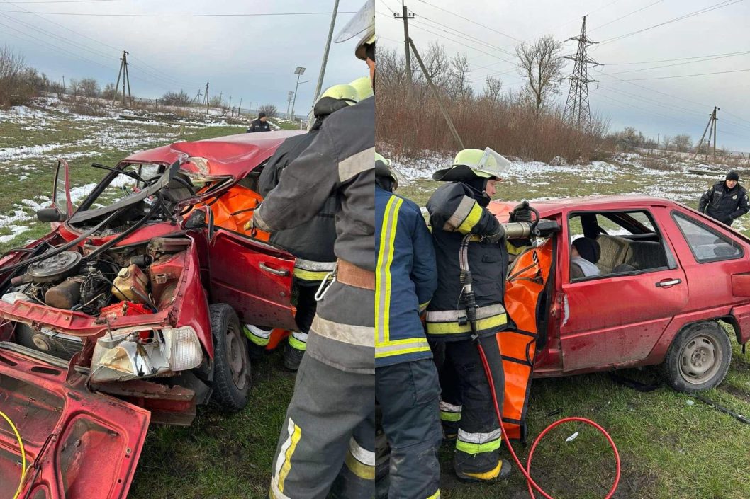 ДТП на Дніпропетровщині: водія затисло у понівеченому авто - рис. 1