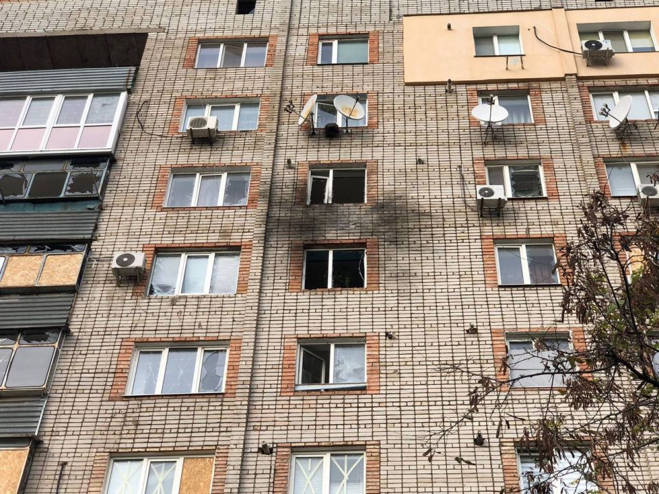 11 обстрелов в день: последствия атак российских оккупантов по Никопольщине - рис. 1