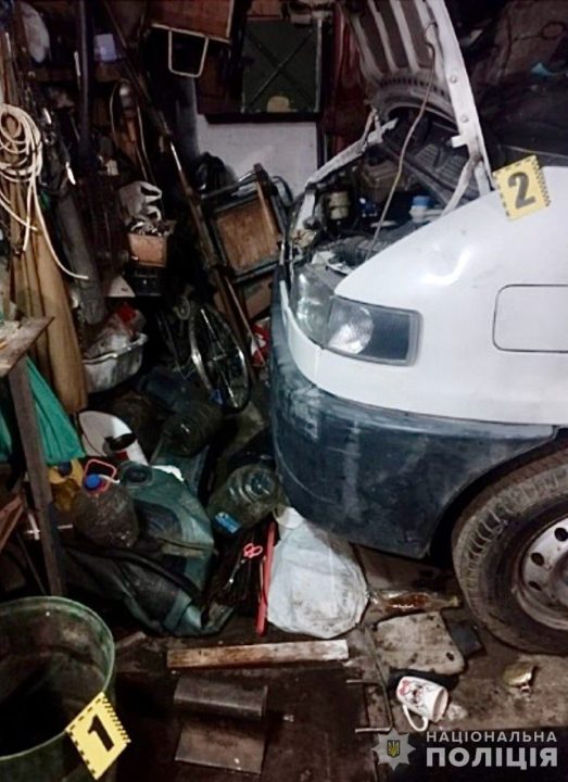 У Дніпрі в АНД районі чоловік побив знайомого: постраждалого забрала "швидка" - рис. 1