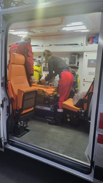 В Днепре "скорая" спасла мужчину в состоянии клинической смерти - рис. 1