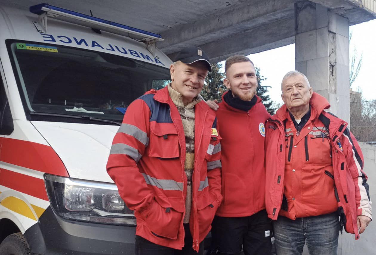 Дніпровські медики врятували 74-річну мешканку будинку для літніх людей - рис. 1