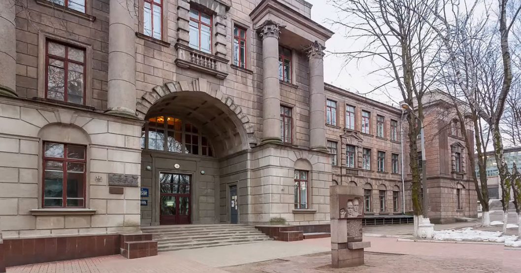 Винуватиці мовного скандалу в Дніпрі винесли вирок