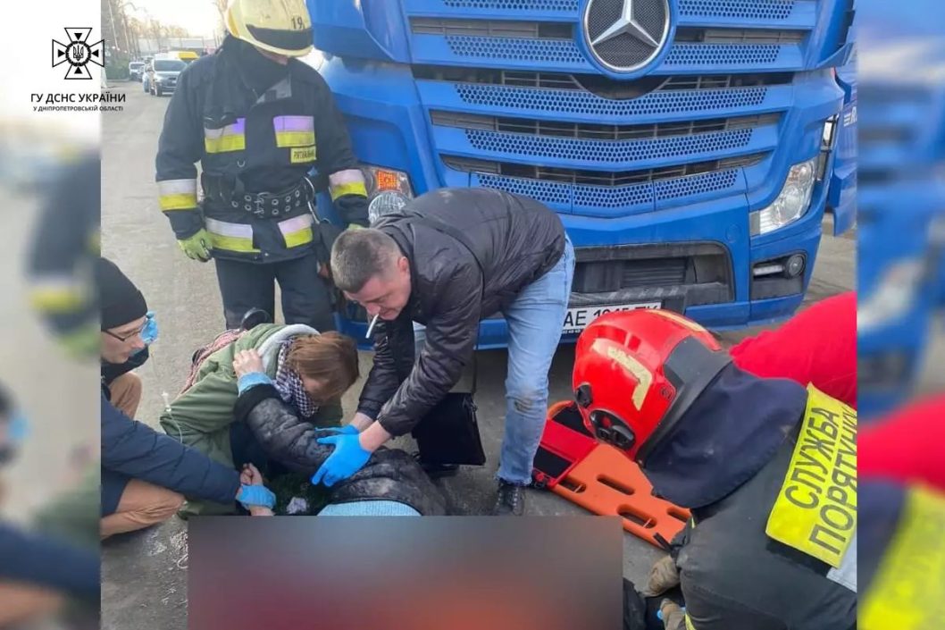 У Дніпрі водій вантажівки здійснив наїзд на пенсіонерку