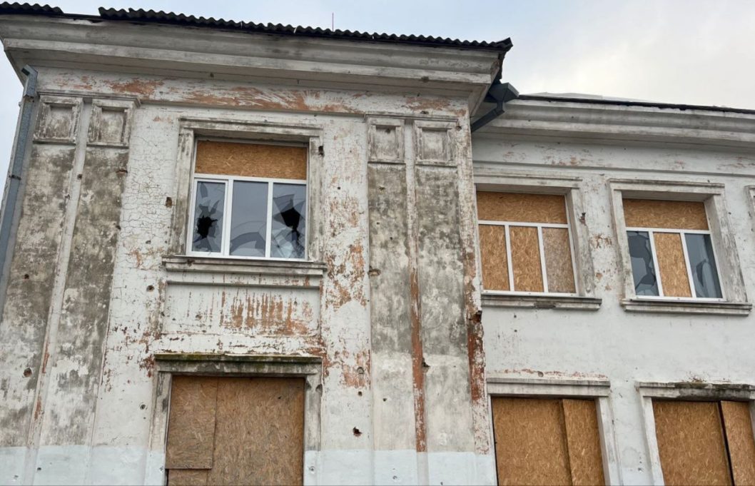 Россияне обстреляли Днепропетровщину: выпустили ракеты, тяжелую артиллерию и дроны - рис. 2