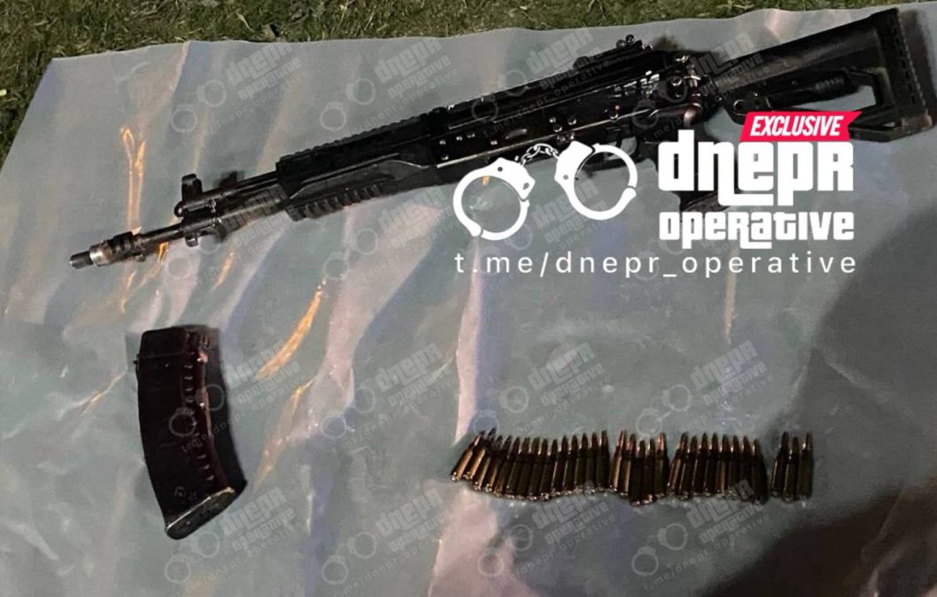 У Дніпрі затримали пʼяного водія з вогнепальною зброєю - рис. 2