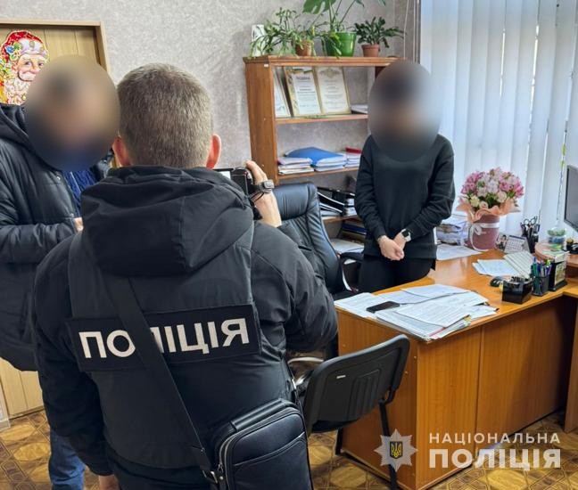 В Днепропетровской области на "откатах" задержали должностное лицо райсовета - рис. 3