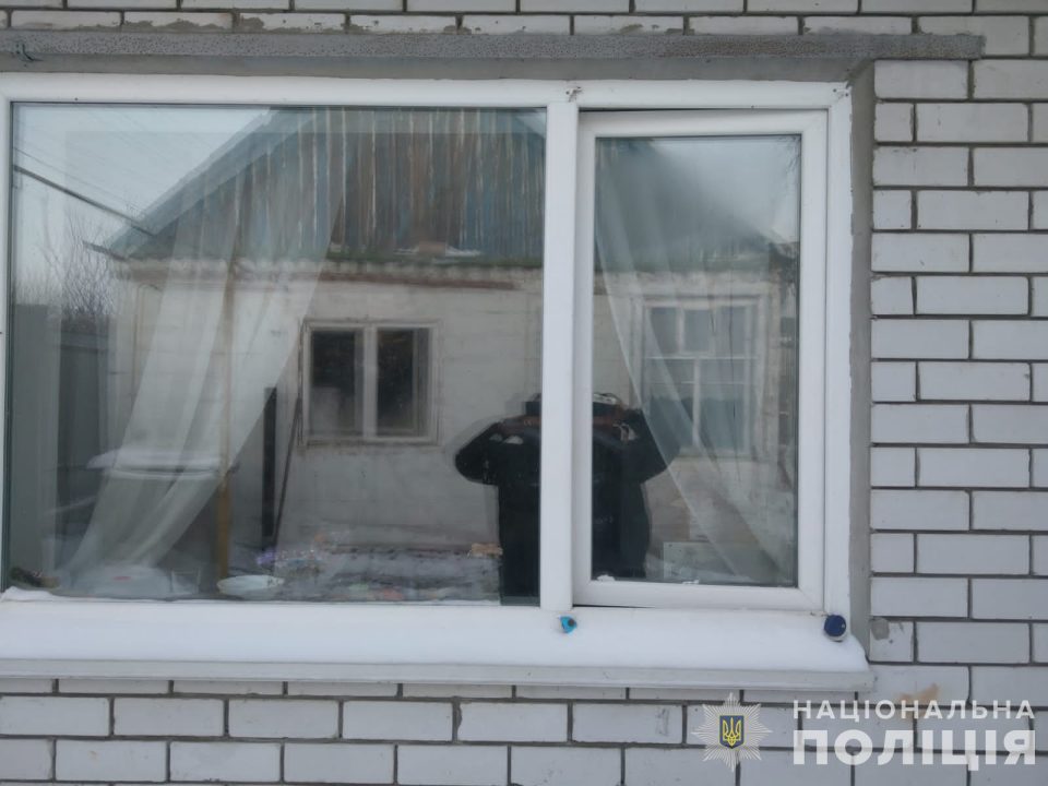 Проникли у будинок через вікно: на Дніпропетровщині затримали грабіжників - рис. 1